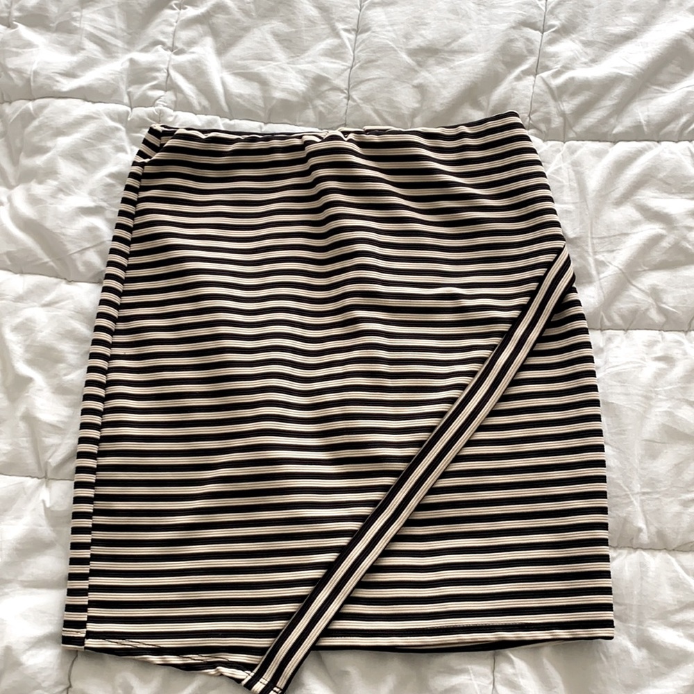 Stripped Skirt | Charlotte Rousse